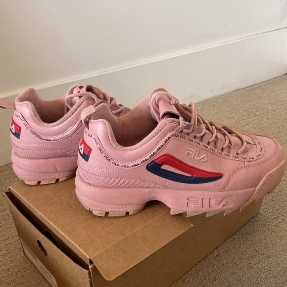 Pink fila disruptors - Picture 5 of 6
